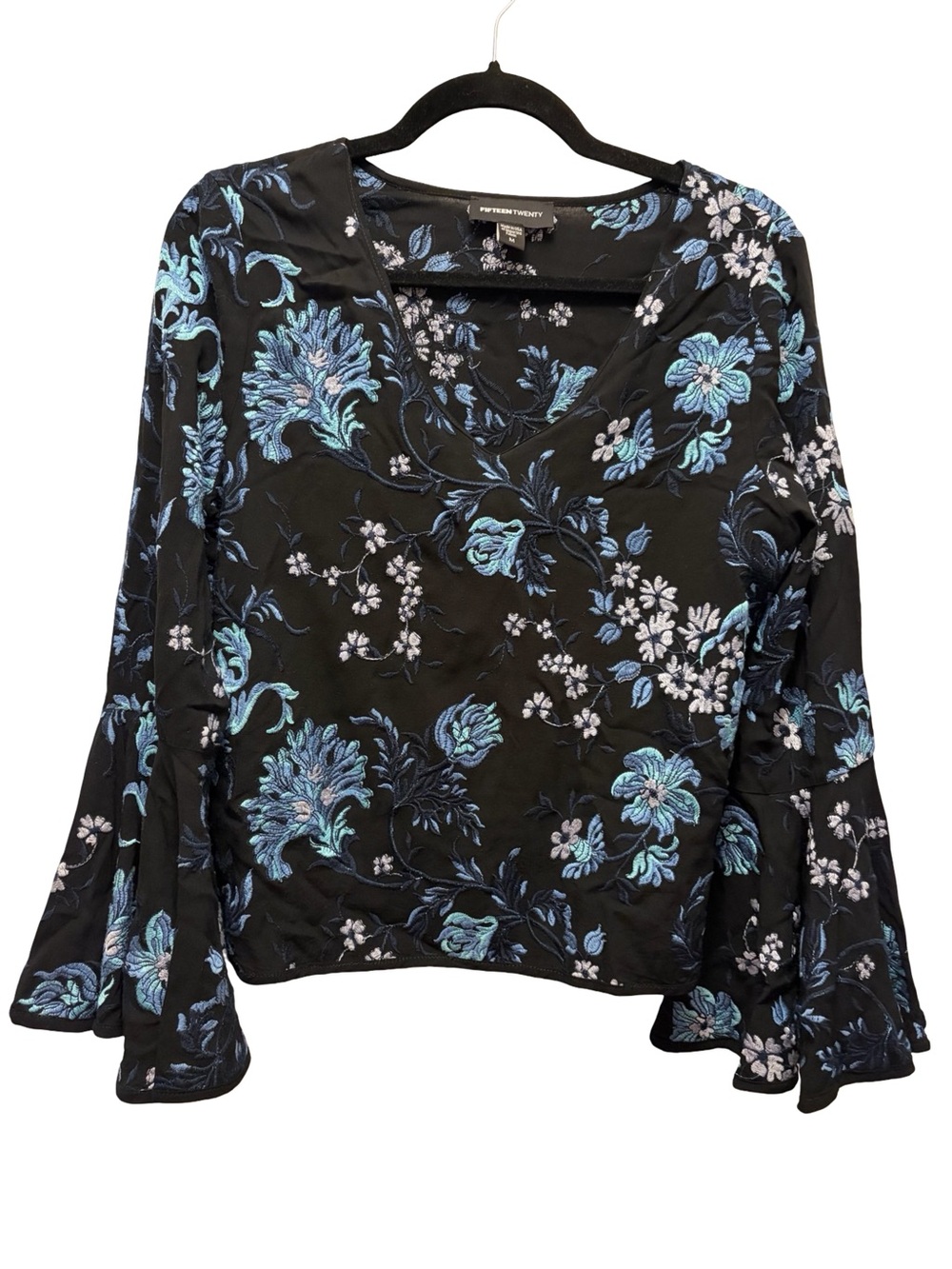 FIFTEEN TWENTY Black V-Neck Bell Sleeve Top with Blue Floral Print Size M